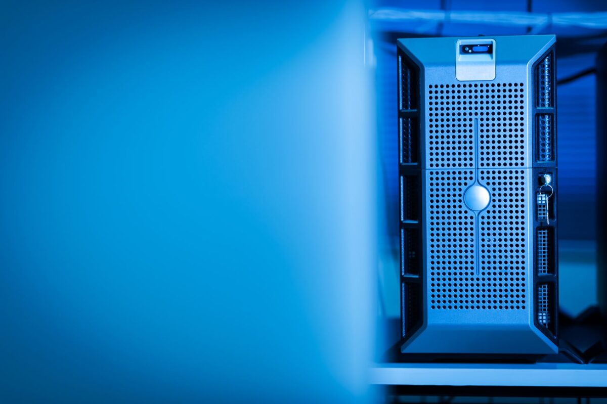 stack technique saas hébergement optimiser latence