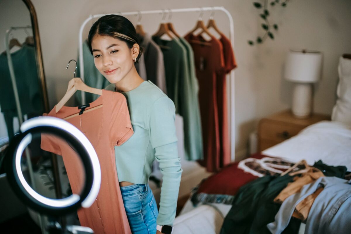 découvrir tiktok shop contient