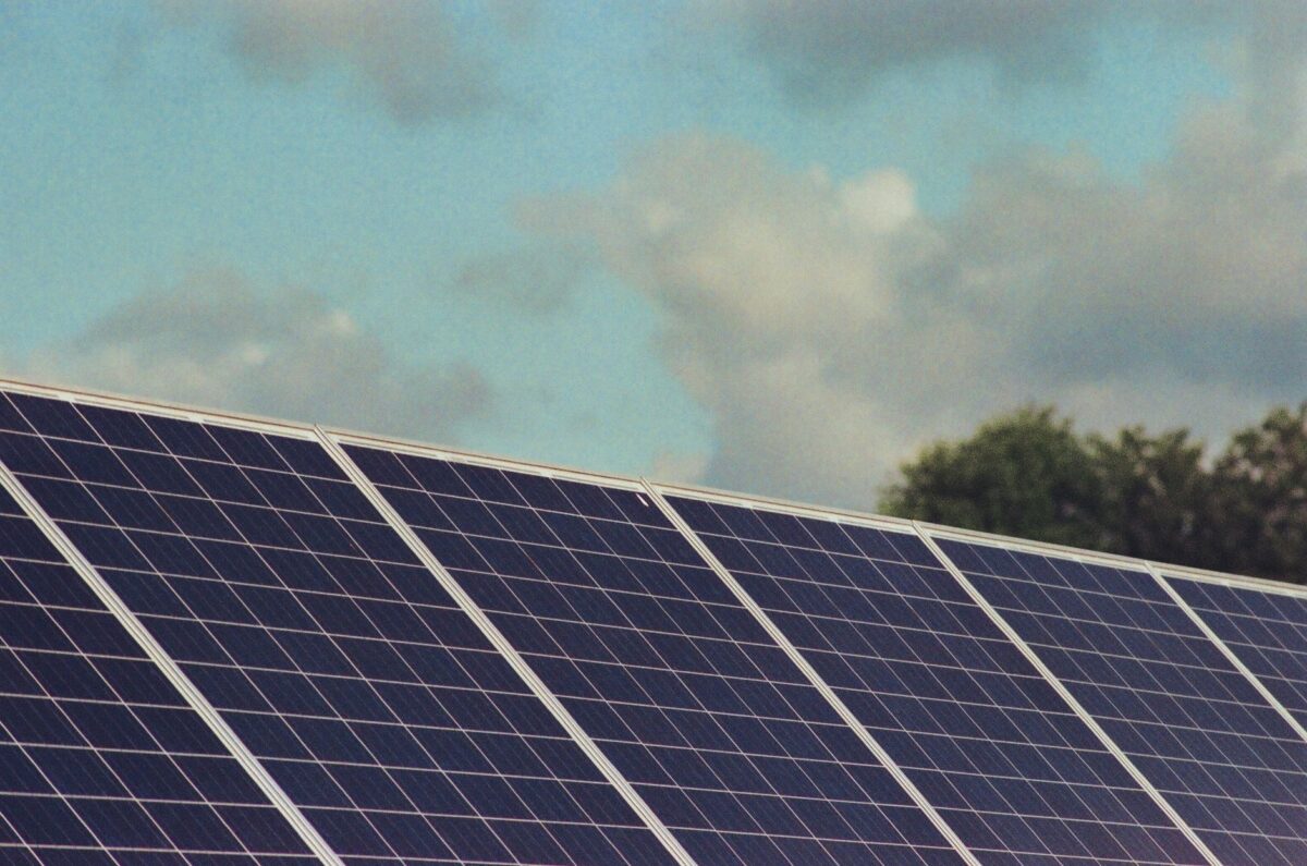 panneaux solaires ain aides restent disponibles